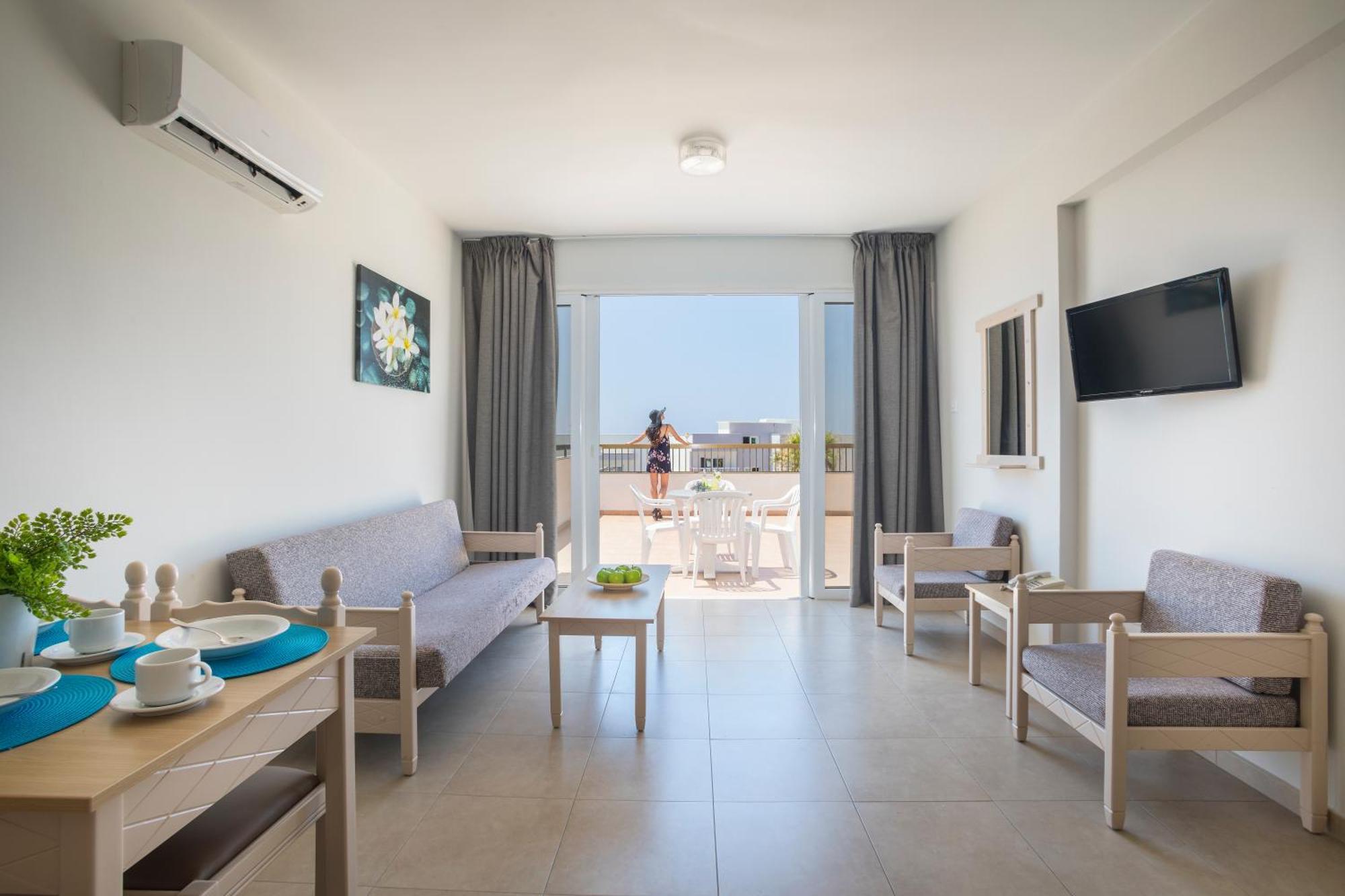 Christabelle Hotel Apartments Agia Napa Exterior foto