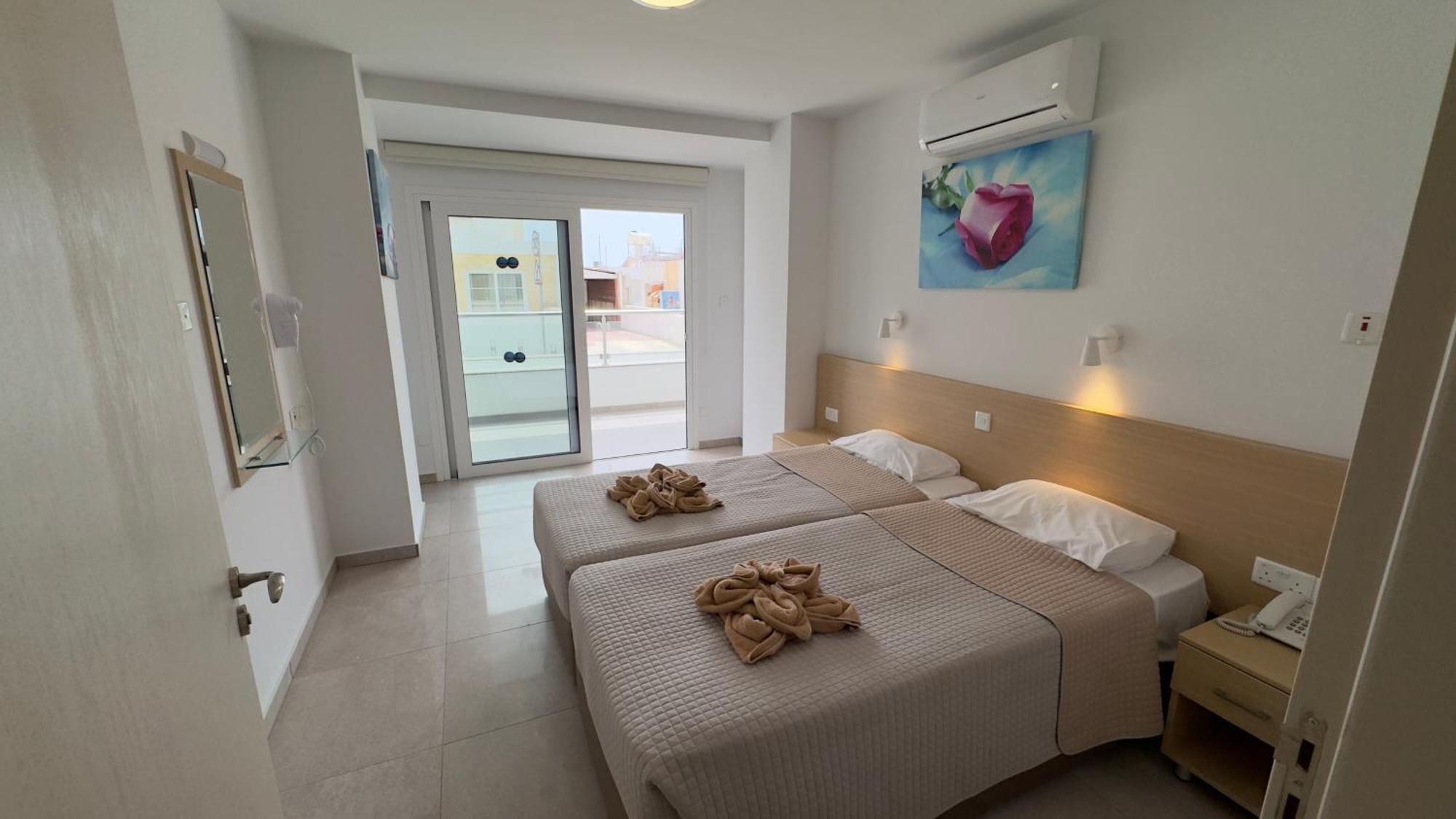 Christabelle Hotel Apartments Agia Napa Exterior foto